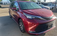 2023 Toyota Sienna XLE