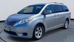 2017 Toyota Sienna LE
