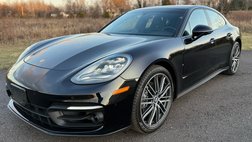 2022 Porsche Panamera 4