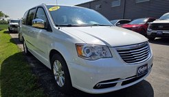 2015 Chrysler Town and Country Limited Platinum