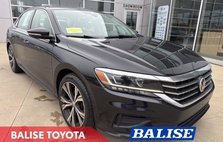 2022 Volkswagen Passat SE