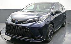2024 Toyota Sienna XSE 7-Passenger
