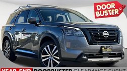 2023 Nissan Pathfinder Platinum