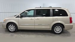 2014 Chrysler Town and Country Touring