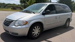 2005 Chrysler Town and Country Touring