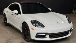 2017 Porsche Panamera 4