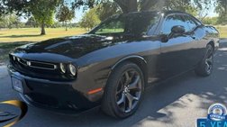 2017 Dodge Challenger SXT