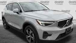 2025 Volvo XC40 B5 Core Bright Theme