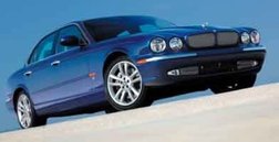 2004 Jaguar XJR Base