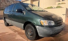 1999 Toyota Sienna CE