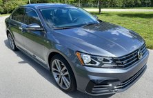 2017 Volkswagen Passat 1.8T R-Line