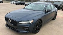 2024 Volvo S60 B5 Core Dark Theme
