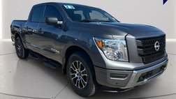 2023 Nissan Titan SV