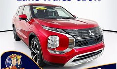 2023 Mitsubishi Outlander SE