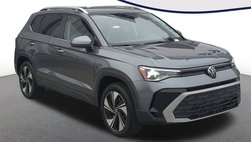 2025 Volkswagen Taos SE 4Motion