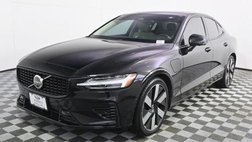 2023 Volvo S60 Recharge T8 Plus Dark Theme