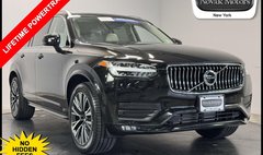 2022 Volvo XC90 T5 Momentum