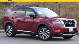 2022 Nissan Pathfinder Platinum