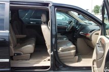 2012 Chrysler Town and Country Touring