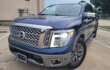 2017 Nissan Titan Platinum Reserve