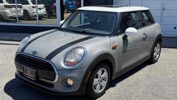 2017 MINI Hardtop Cooper