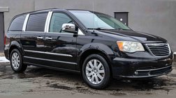 2013 Chrysler Town and Country Touring