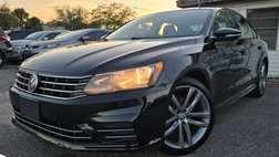 2018 Volkswagen Passat R-Line