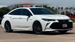 2019 Toyota Avalon Hybrid XSE