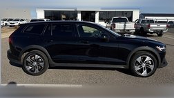 2024 Volvo V60 Cross Country B5 Plus