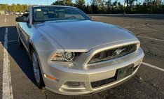 2014 Ford Mustang V6