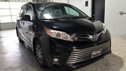 2020 Toyota Sienna XLE