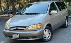 2002 Toyota Sienna LE