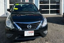 2019 Nissan Versa SV