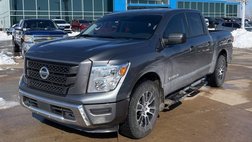 2022 Nissan Titan SV