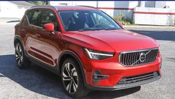 2023 Volvo XC40 B5 Plus Bright Theme