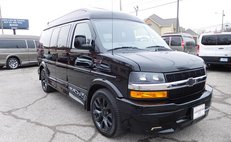2023 Chevrolet Express 2500