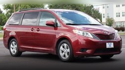 2017 Toyota Sienna LE