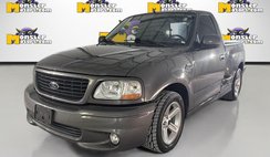 2004 Ford F-150 SVT LIGHTNING Base