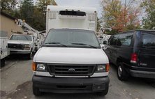 2003 Ford E-Series Van 