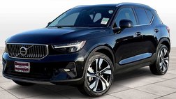 2025 Volvo XC40 B5 Plus Bright Theme
