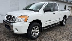 2014 Nissan Titan SV