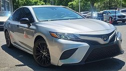2020 Toyota Camry SE Nightshade