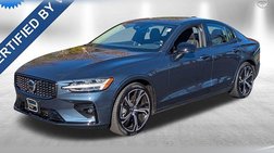 2024 Volvo S60 B5 Plus Dark Theme