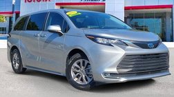 2023 Toyota Sienna XLE