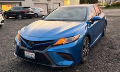 2020 Toyota Camry SE