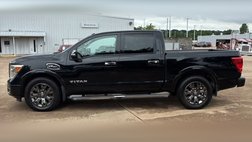 2017 Nissan Titan Platinum Reserve