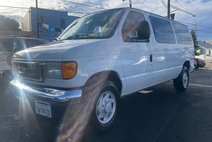 2005 Ford E-Series E-350 Super Duty XLT Passenger