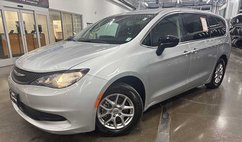 2024 Chrysler Voyager LX