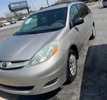 2006 Toyota Sienna LE 7 Passenger