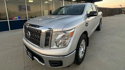 2017 Nissan Titan SV